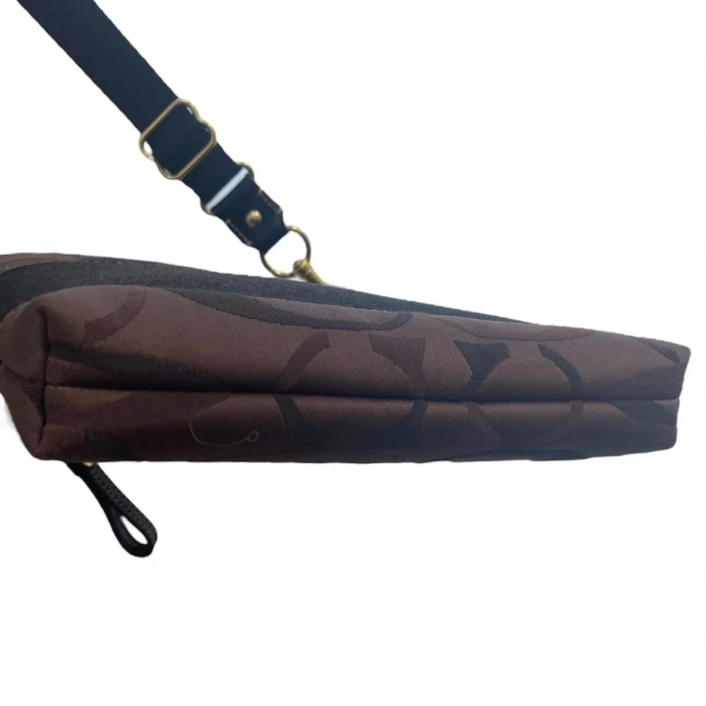 Coach Crossbody Shoulder Bag Brown Black Monogram Slim & Spacious Swingpack